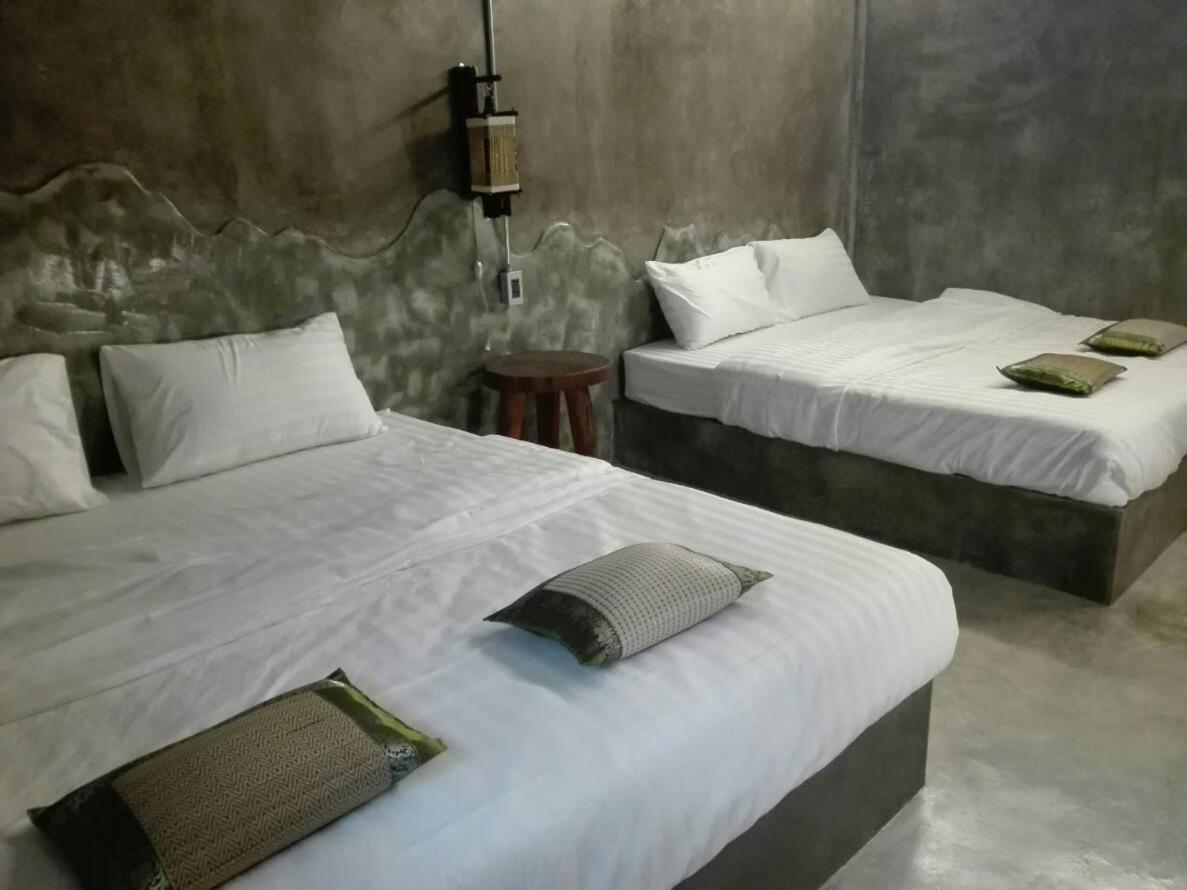 Sea Sand House Resort Klong Wan Exteriör bild