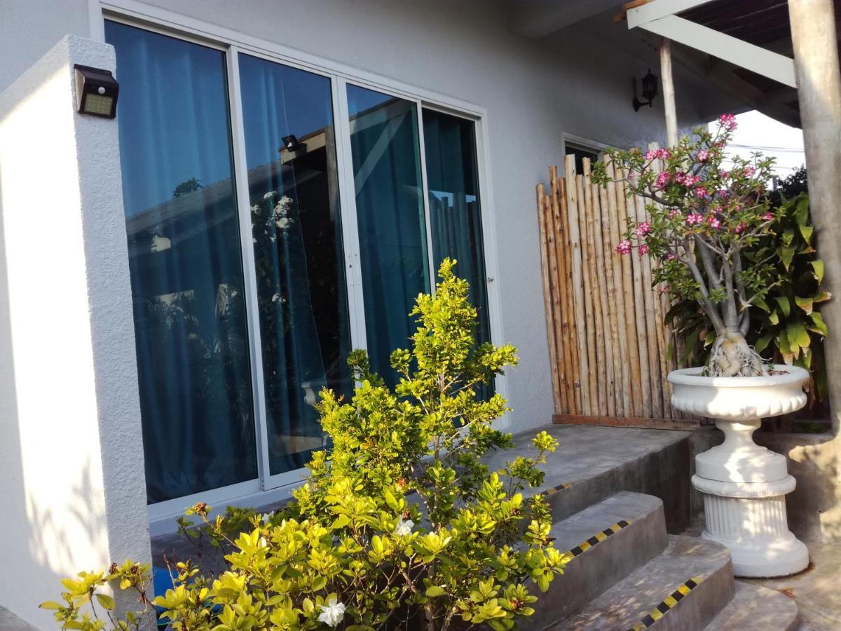 Sea Sand House Resort Klong Wan Exteriör bild